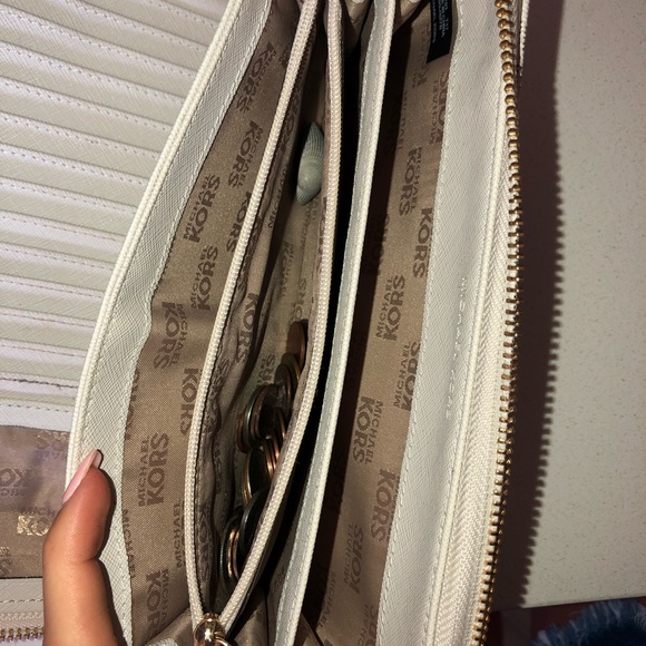 MK wallet - Picture 6 of 7